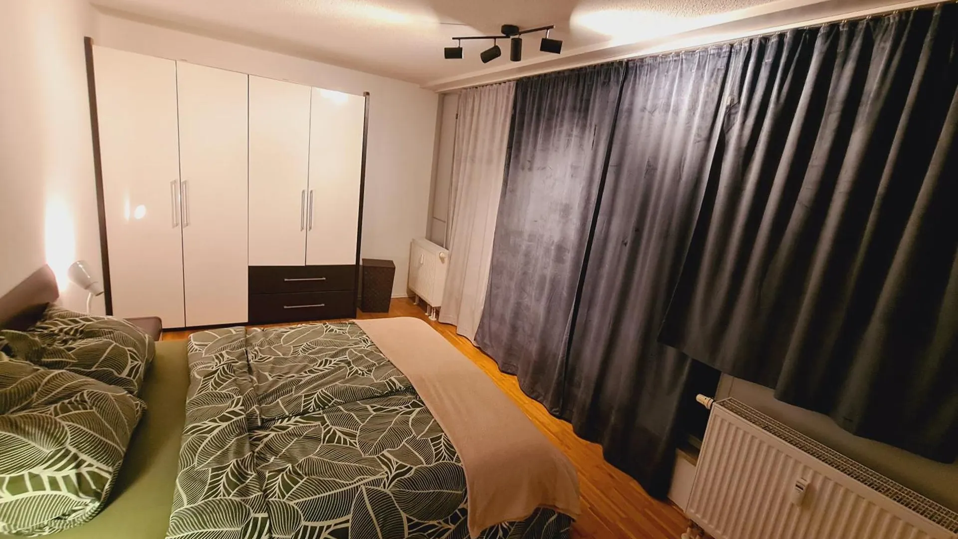 Ridler Theresienwiese, Parking & Rooftop Terraces 2 Room Munich Germany